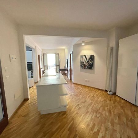 Apartamento Loft Del Pratello Bolonia Exterior foto