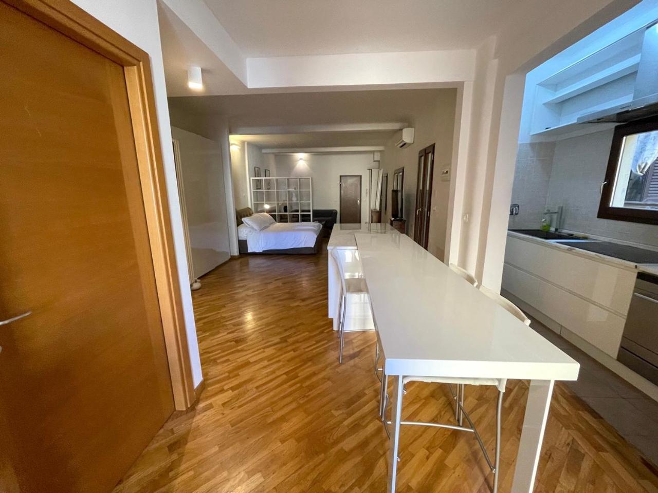 Apartamento Loft Del Pratello Bolonia Exterior foto